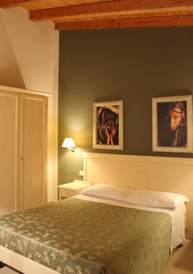 Hotel Capovilla Pisogne Eksteriør billede